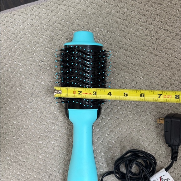 Revlon Blue Volumizer Hair Dryer Brush - Picture 6 of 6
